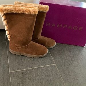 RAMPAGE Adalina Faux Fur Winter Boots Women’s Sz. 9.5 Excellent Condition